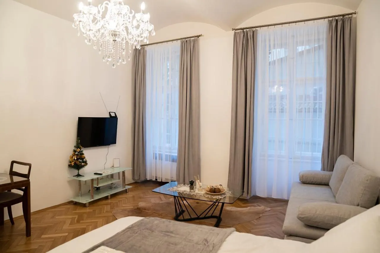 Helen Homestay Vaclavske Namesti Prague Czech Republic