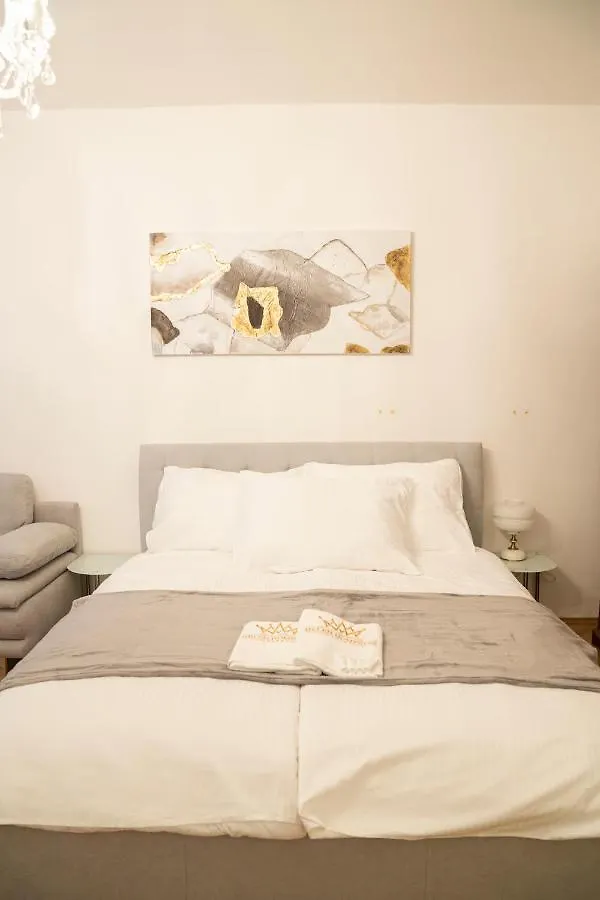 Apartment Helen Homestay Vaclavske Namesti Prague