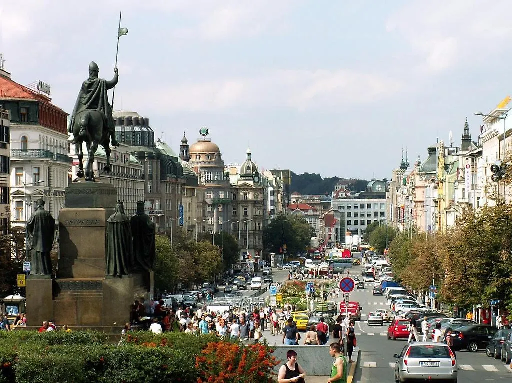 Apartment Helen Homestay Vaclavske Namesti Prague Czech Republic